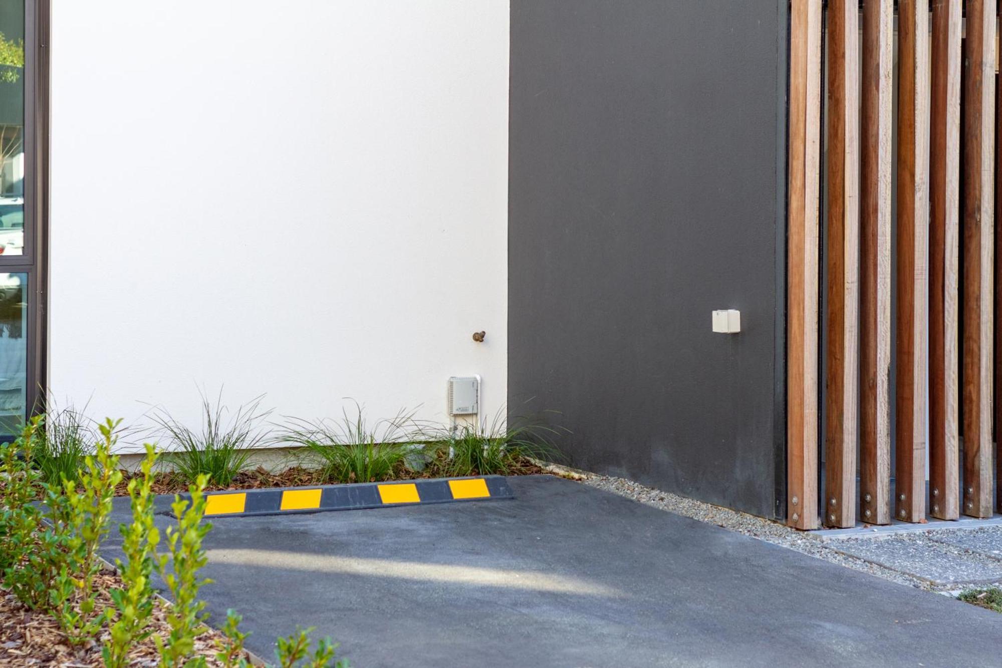 Getaway On Manchester Street - Carpark, Central Christchurch Buitenkant foto